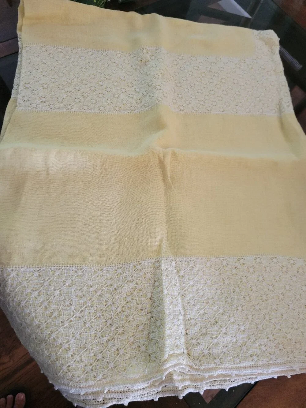 Vintage Pale Yellow Linen Tablecloth with Stitching in White and 8 Napkins